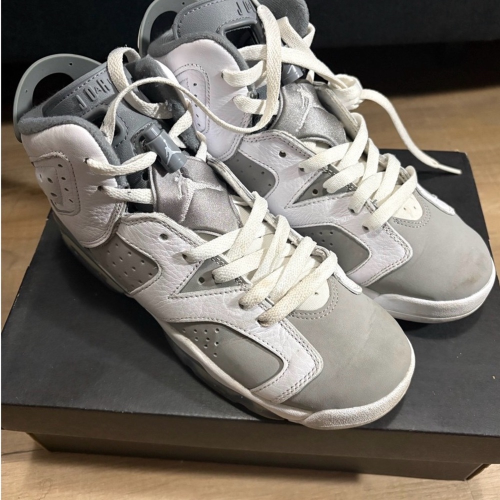Jordan Retro 6 Cool grey 6Y